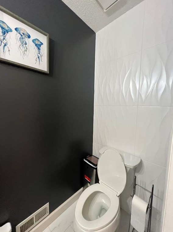 60 Winward Way, Smyrna GA  30082-1952 exterior