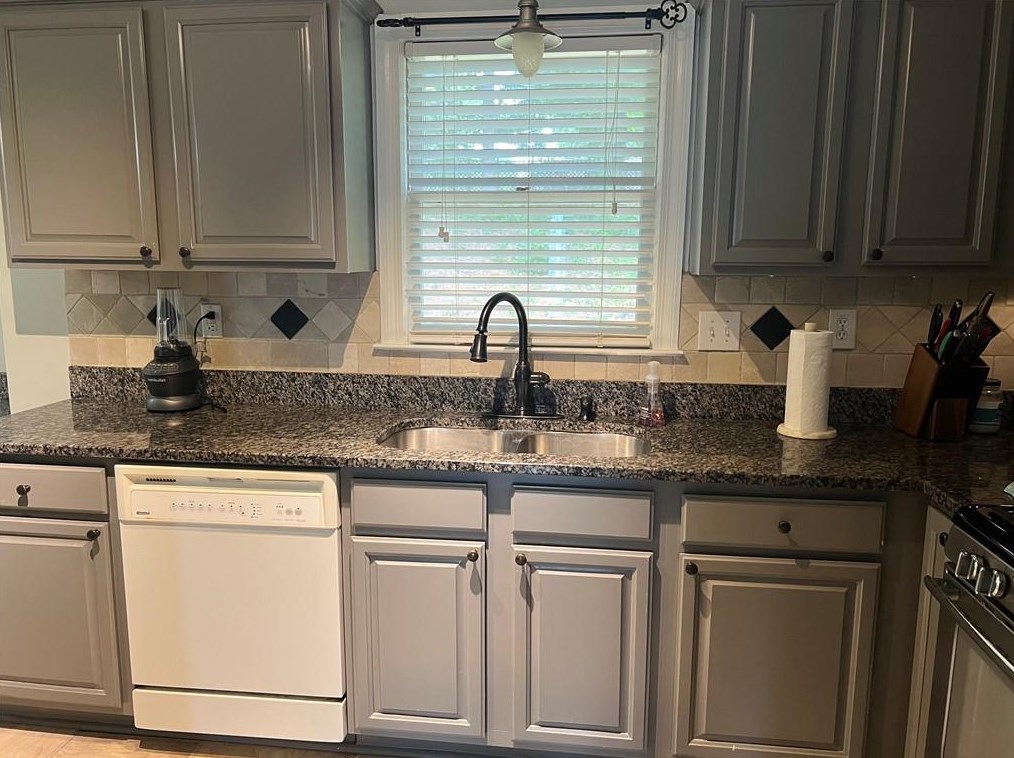 60 Winward Way, Smyrna GA  30082-1952 exterior