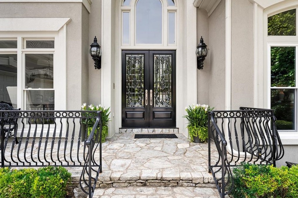 1016 Kettering Pl, Alpharetta GA exterior