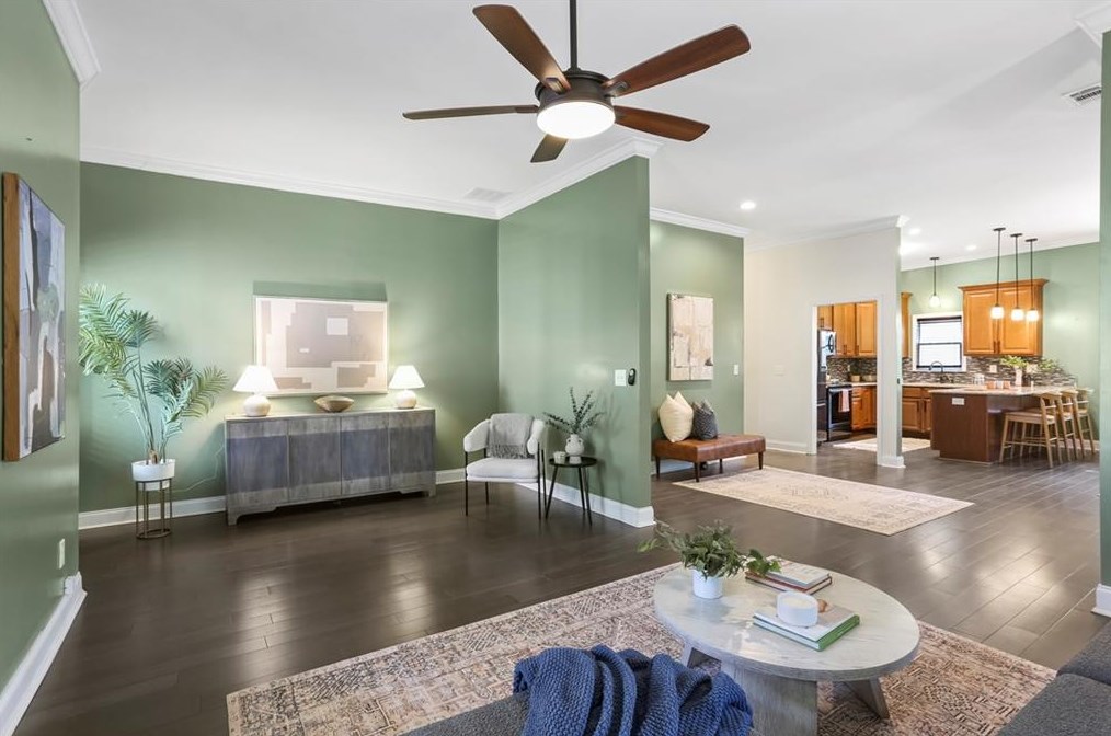 1177 Oak St, Atlanta GA  30318-4731 exterior