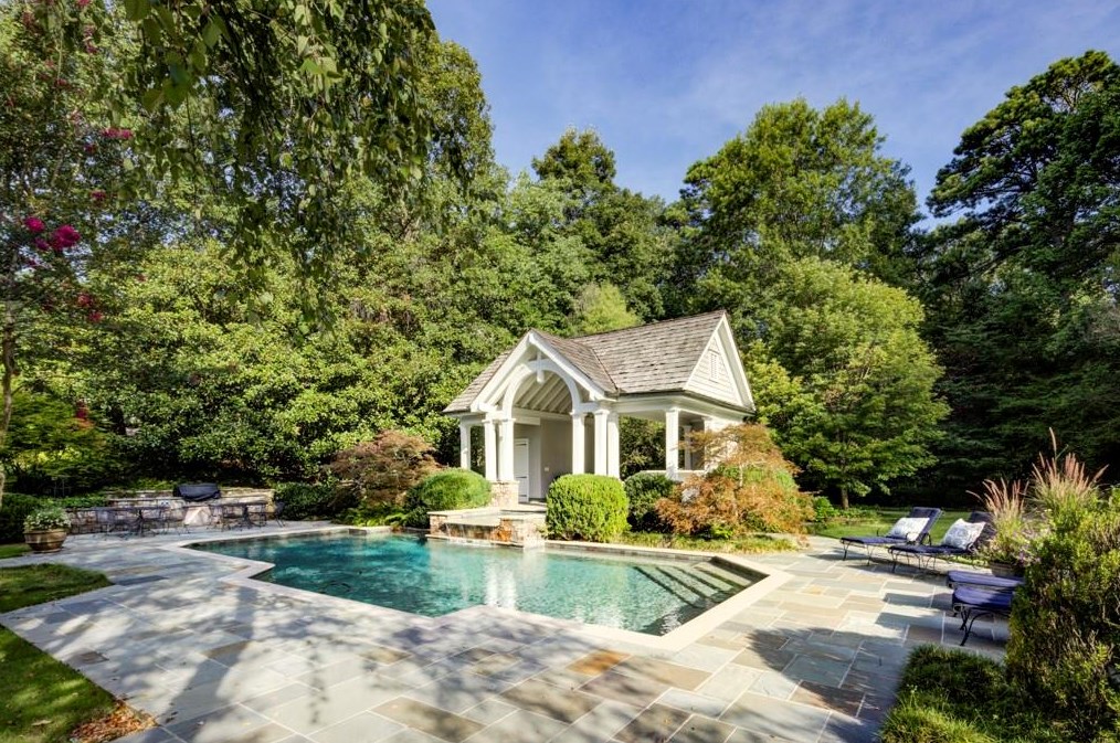4700 Woodvale Dr, Atlanta GA  30327-4554 exterior