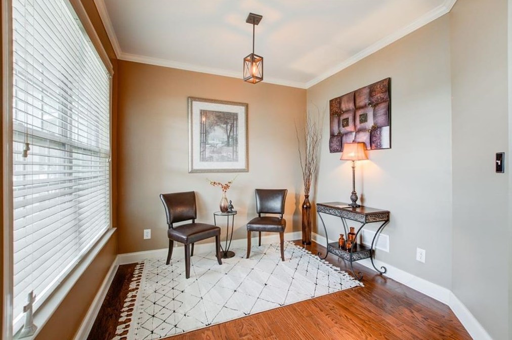 1109 Westchase Hl, Atlanta GA  30336-2926 exterior
