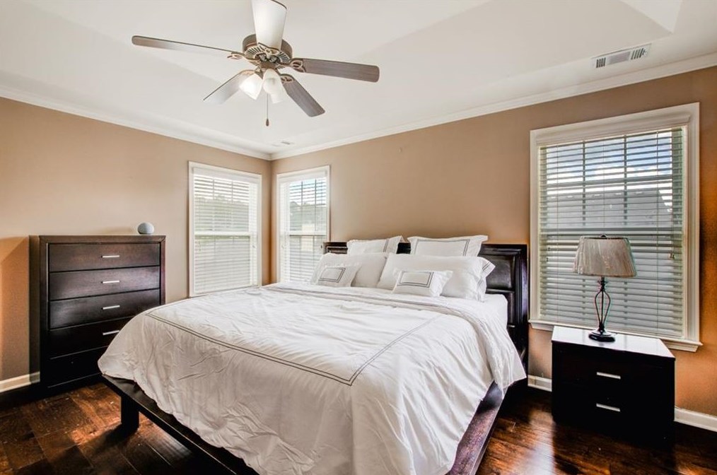 1109 Westchase Hl, Atlanta GA  30336-2926 exterior