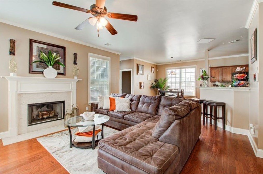 1109 Westchase Hl, Atlanta GA  30336-2926 exterior