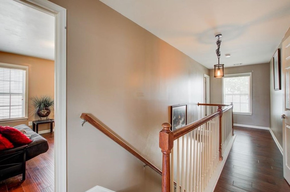 1109 Westchase Hl, Atlanta GA  30336-2926 exterior
