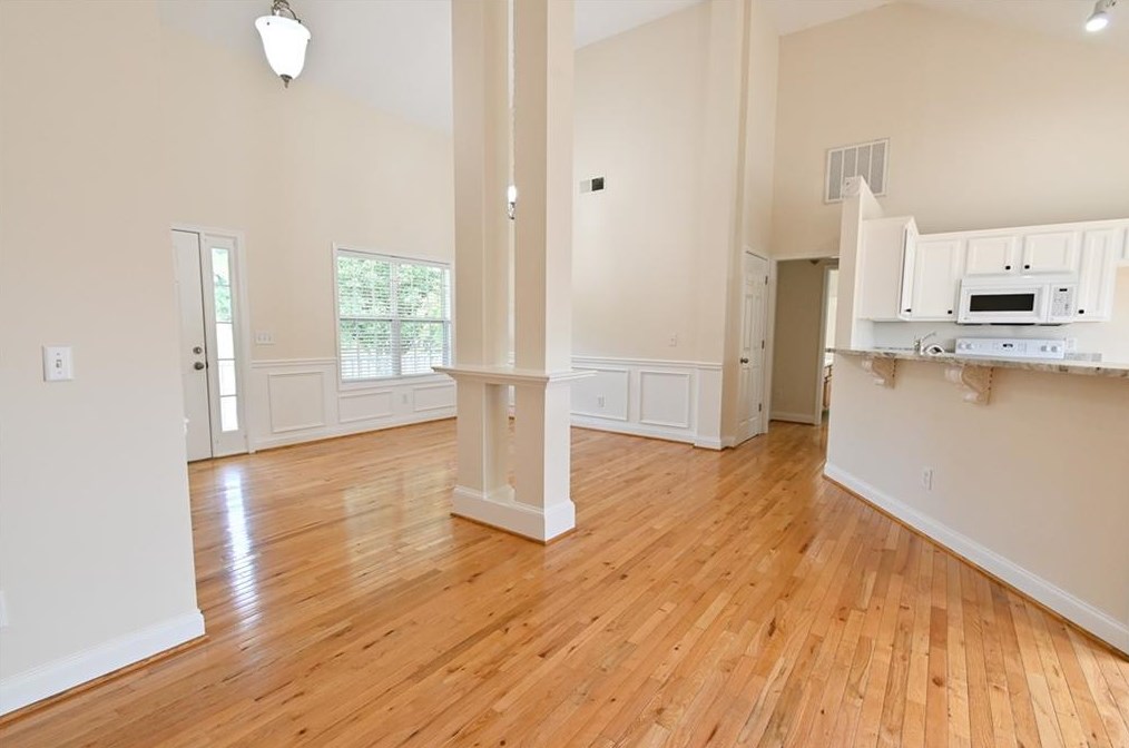 151 Peachtree Ln, Calhoun GA 30701-4391 exterior