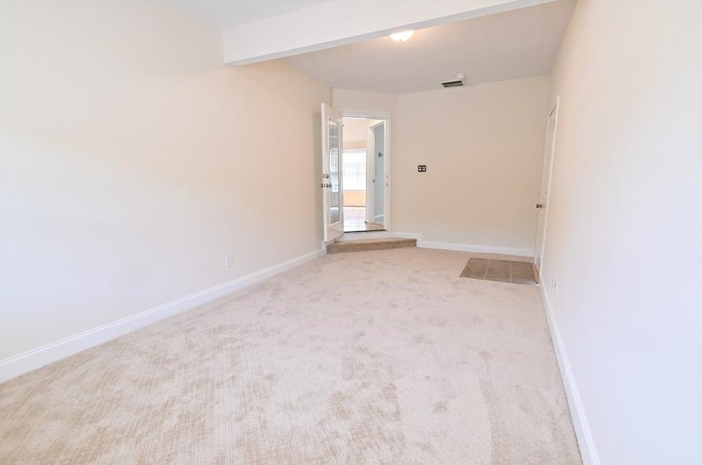 151 Peachtree Ln, Calhoun GA 30701-4391 exterior