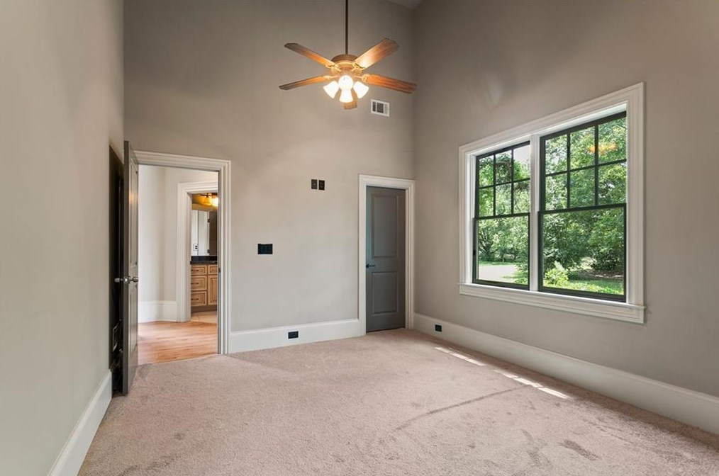 1121 Wimberly Rd, Atlanta GA  30319-2636 exterior
