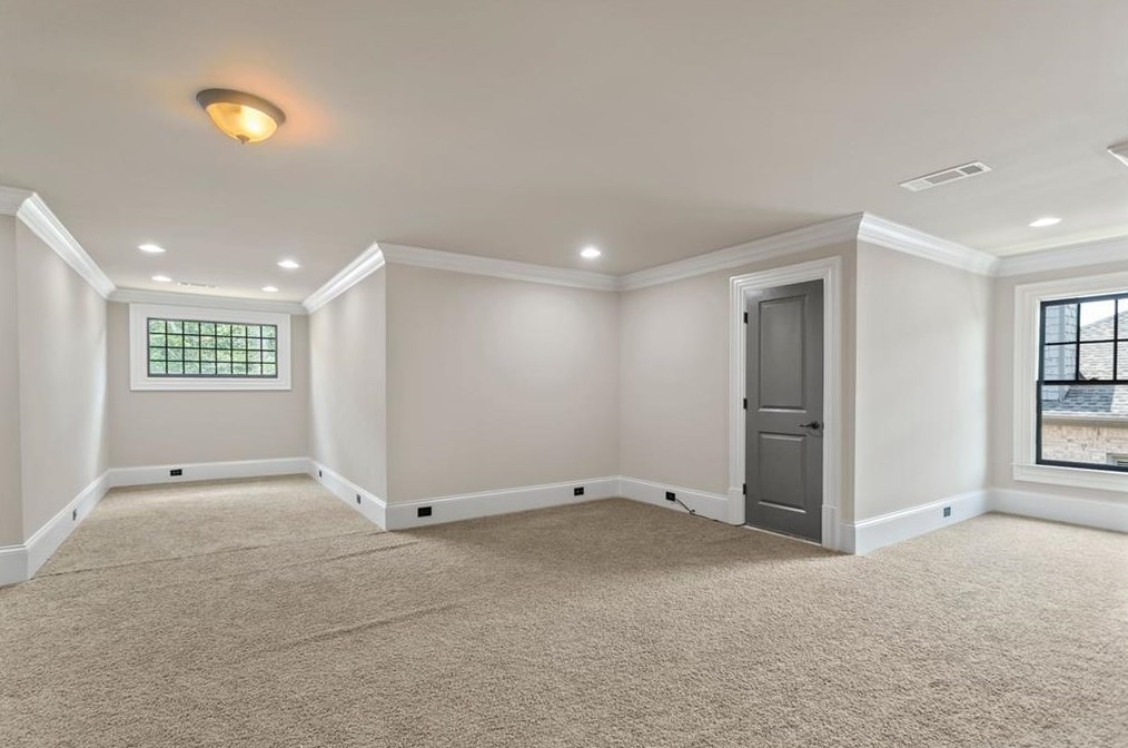 1121 Wimberly Rd, Atlanta GA  30319-2636 exterior