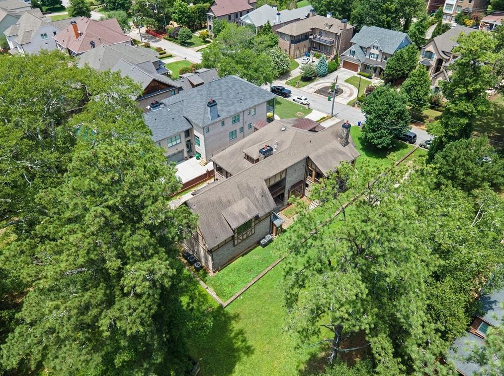 1121 Wimberly Rd, Atlanta GA  30319-2636 exterior