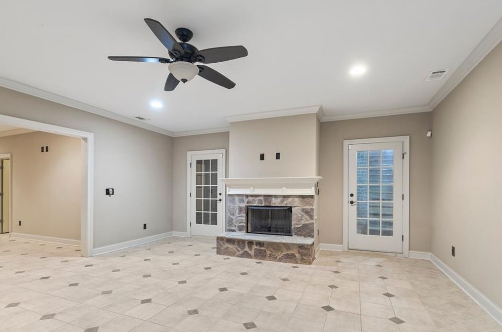 1121 Wimberly Rd, Atlanta GA  30319-2636 exterior
