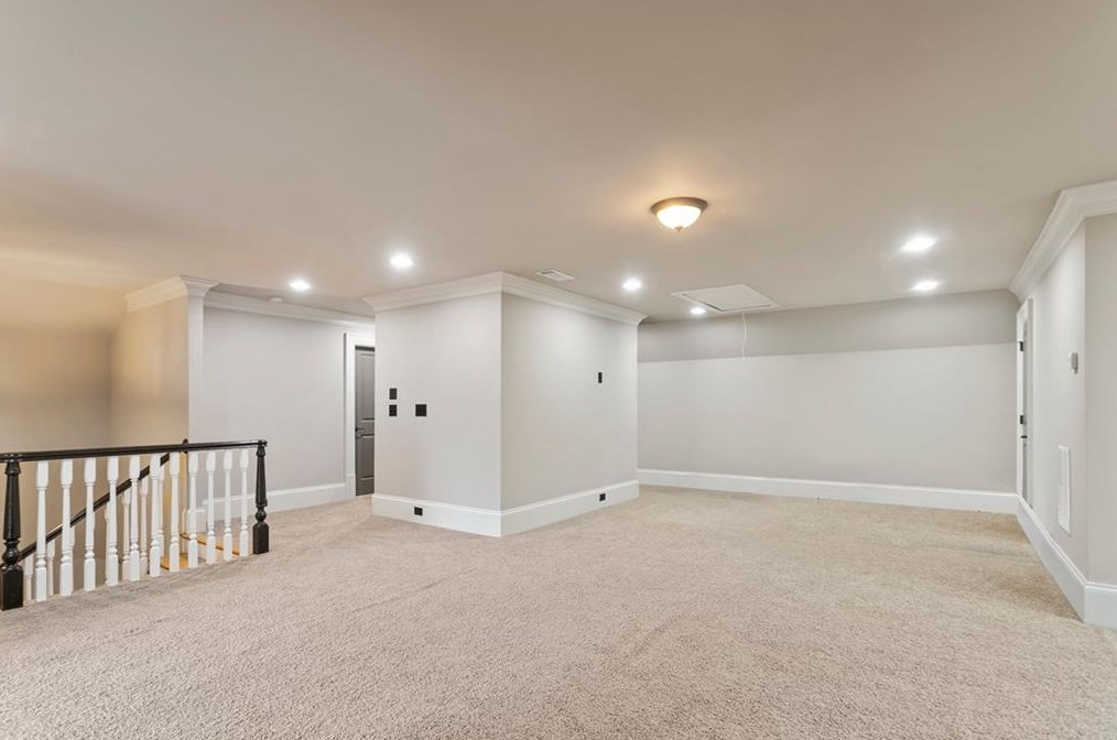 1121 Wimberly Rd, Atlanta GA  30319-2636 exterior