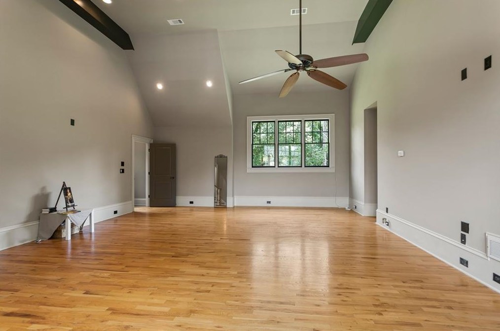 1121 Wimberly Rd, Atlanta GA  30319-2636 exterior