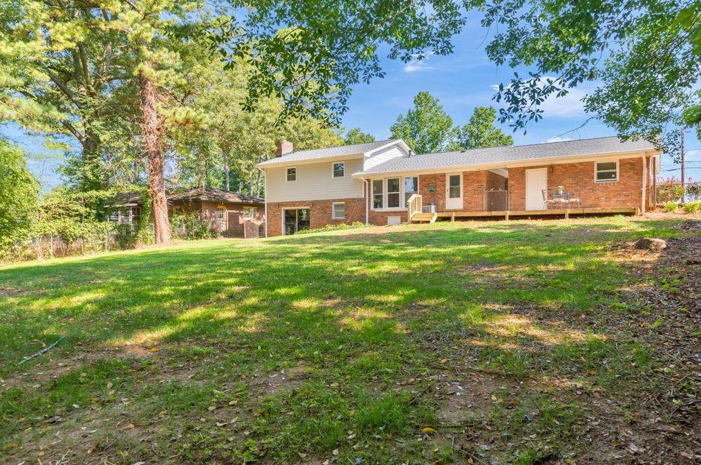257 Angla Dr, Smyrna GA  30082-3640 exterior
