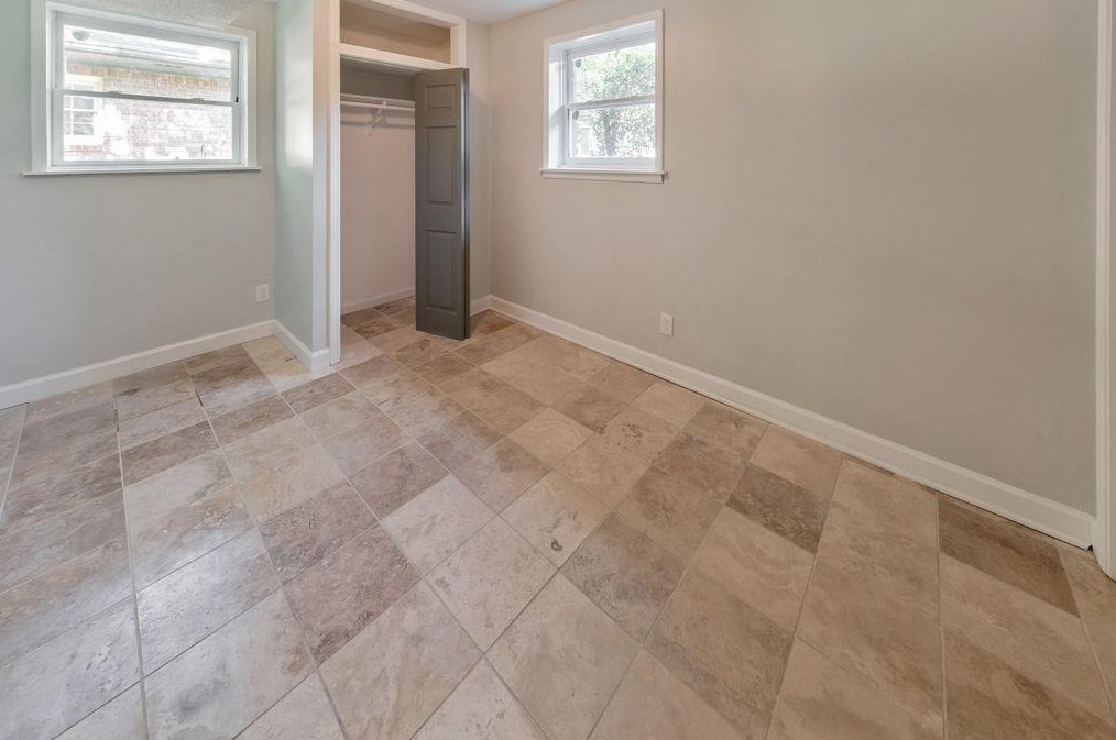 257 Angla Dr, Smyrna GA  30082-3640 exterior