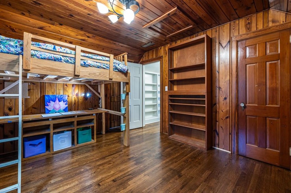 137 Heatherdown Rd, Decatur GA  30030-3817 exterior