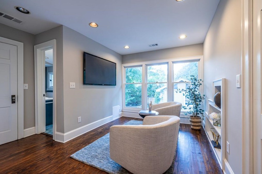 137 Heatherdown Rd, Decatur GA  30030-3817 exterior