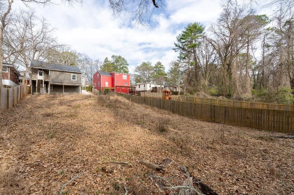1542 Pineview Ter, Atlanta GA  30311-2746 exterior