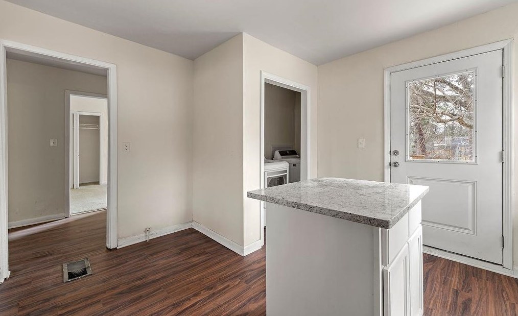 1542 Pineview Ter, Atlanta GA  30311-2746 exterior
