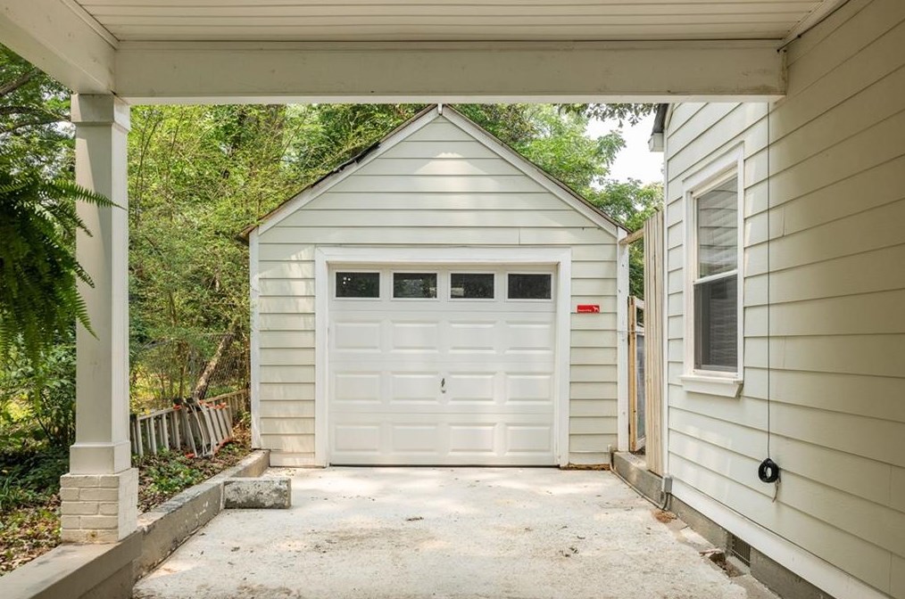 3277 Whitney Ave, Atlanta GA  30354-1427 exterior