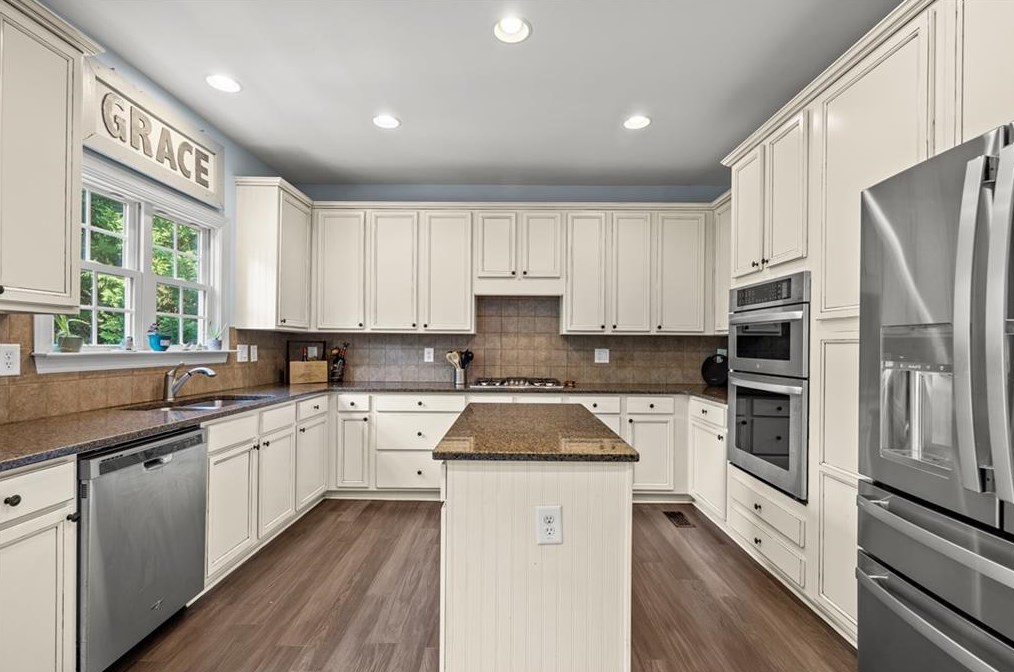 7801 Copper Kettle Way, Flowery Branch GA  30542-7572 exterior