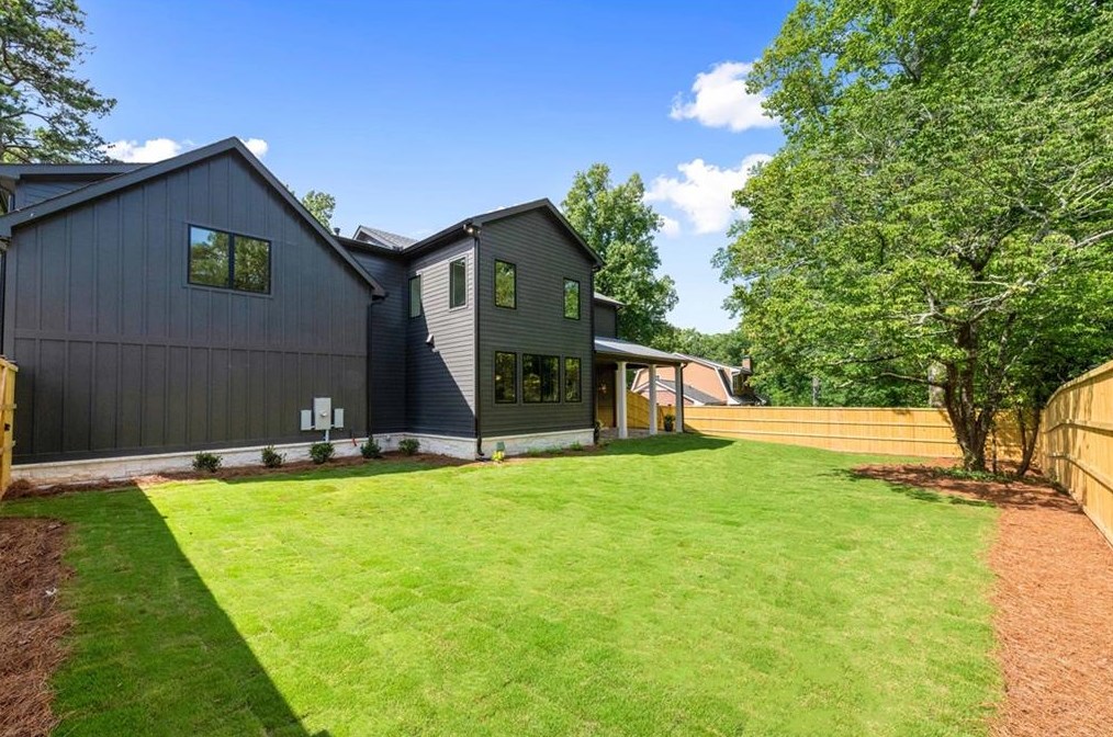 1493 Thornhill Ct, Atlanta GA 30338-4226 exterior