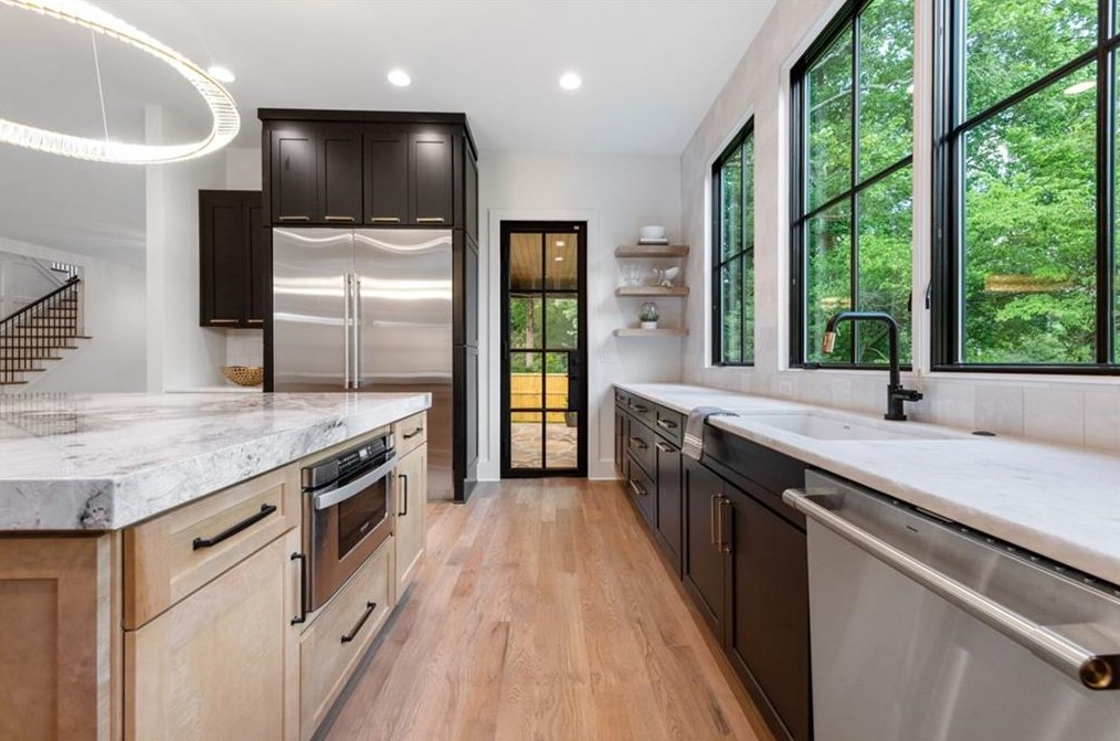 1493 Thornhill Ct, Atlanta GA 30338-4226 exterior