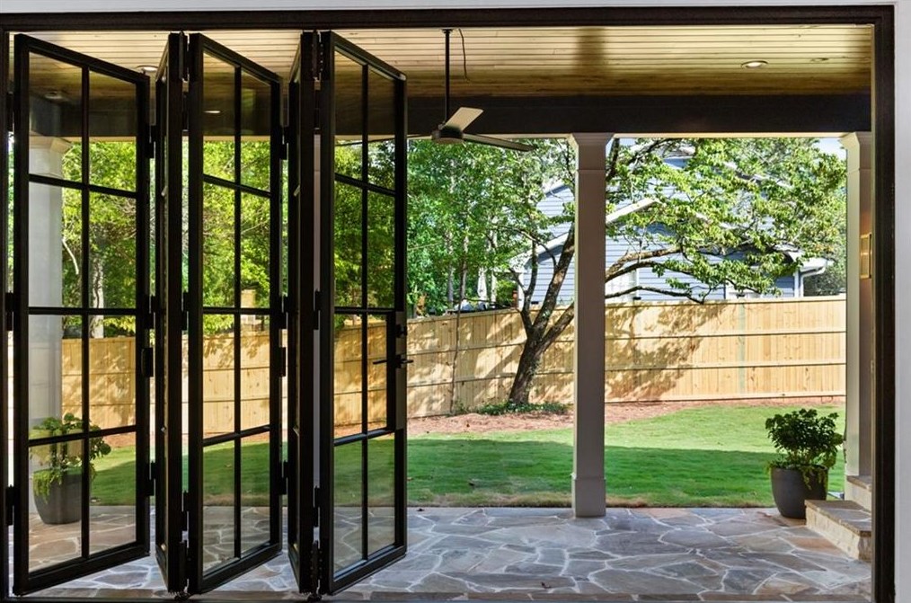 1493 Thornhill Ct, Atlanta GA 30338-4226 exterior