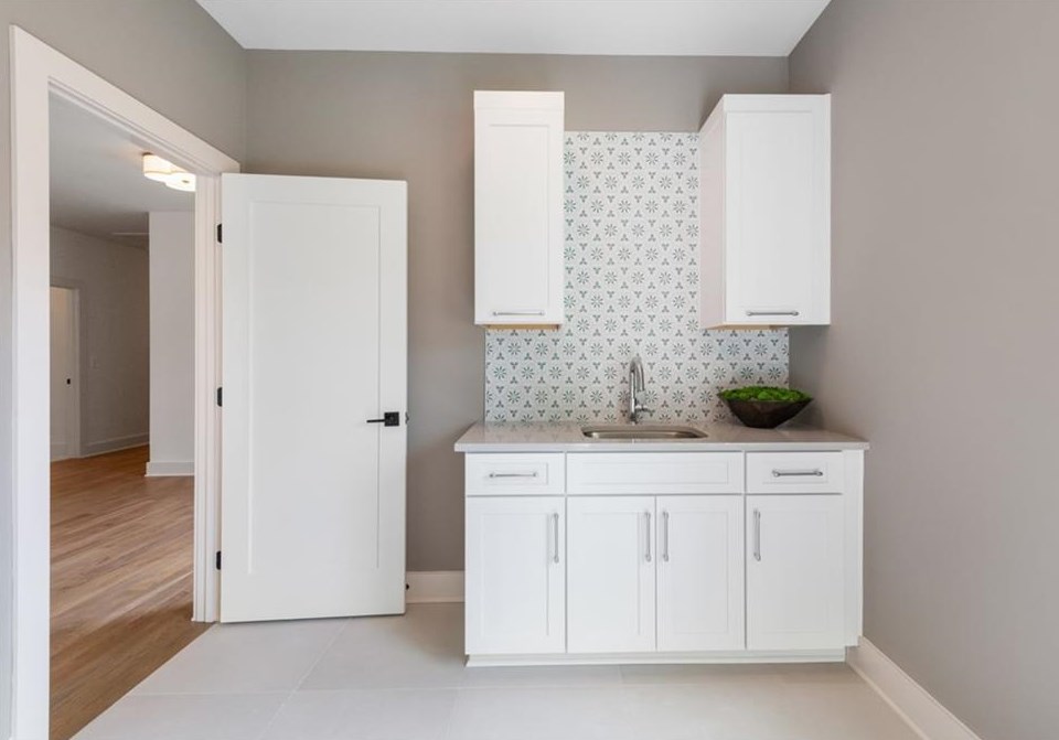 1493 Thornhill Ct, Atlanta GA 30338-4226 exterior