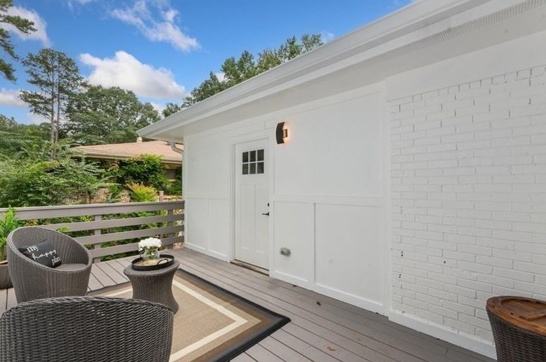 3213 Pinehill Dr, Decatur GA  30032-2803 exterior