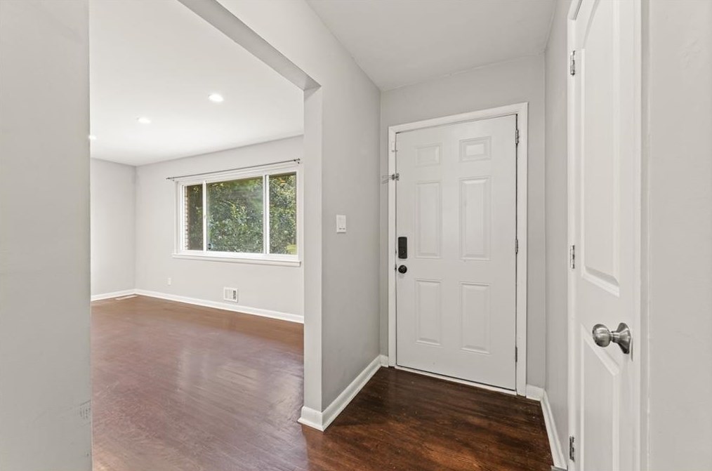 3776 Brookcrest Cir, Decatur GA  30032-3810 exterior