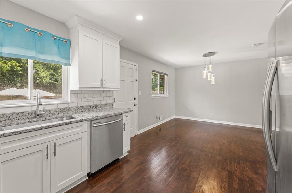 3776 Brookcrest Cir, Decatur GA  30032-3810 exterior