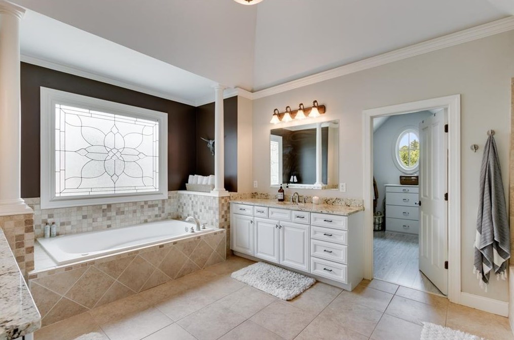 3090 Haynes Trl, Alpharetta GA  30022-1141 exterior