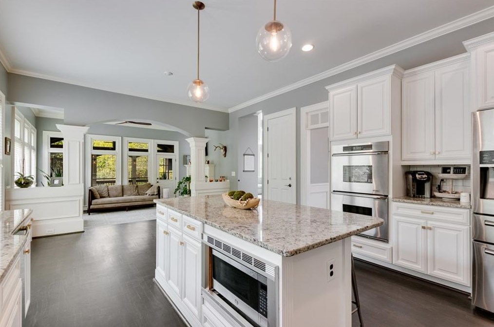 3090 Haynes Trl, Alpharetta GA  30022-1141 exterior