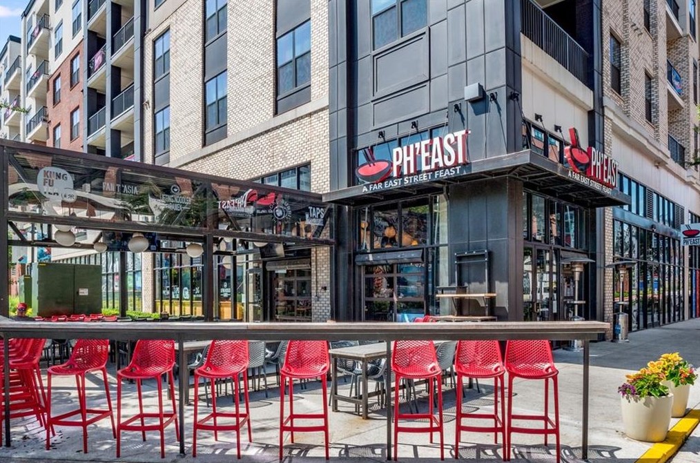 1004 Windy Oaks Ct, Smyrna GA 30080-2243 exterior