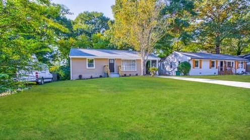 2851 Mitchell Dr, Decatur GA  30032-4233 exterior