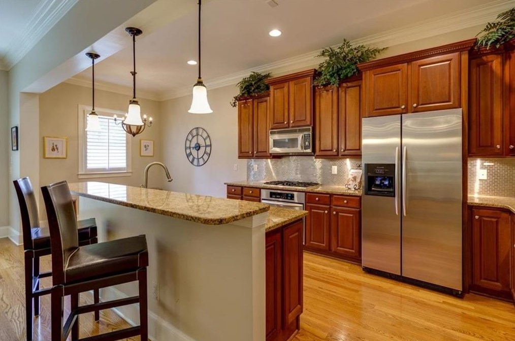 2006 Kensington Green Dr, Smyrna GA  30080-6482 exterior