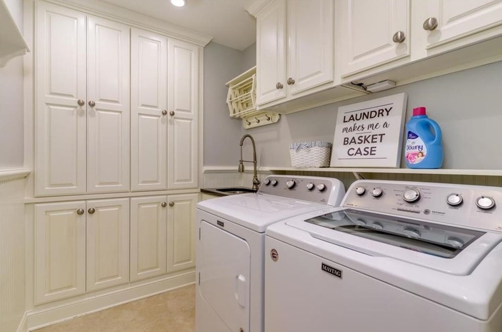 2006 Kensington Green Dr, Smyrna GA  30080-6482 exterior