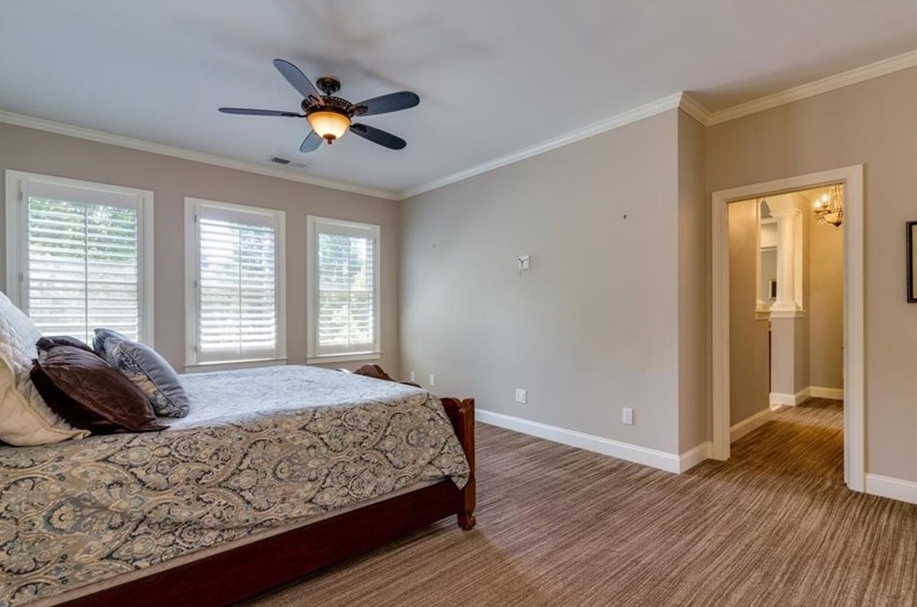 2006 Kensington Green Dr, Smyrna GA  30080-6482 exterior