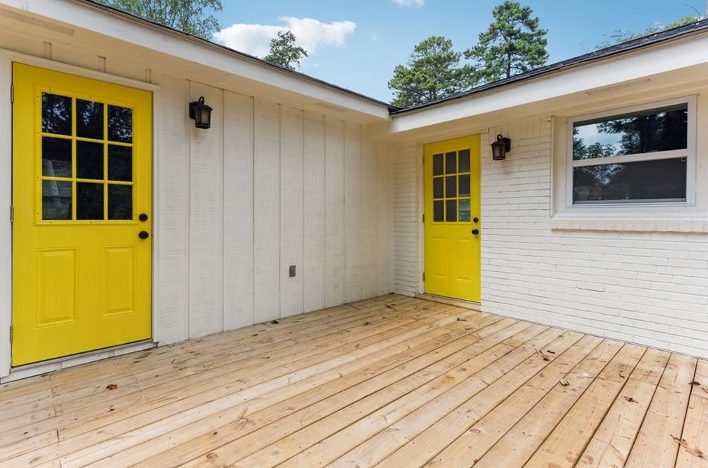 2357 Scotty Cir, Decatur GA  30032-5369 exterior