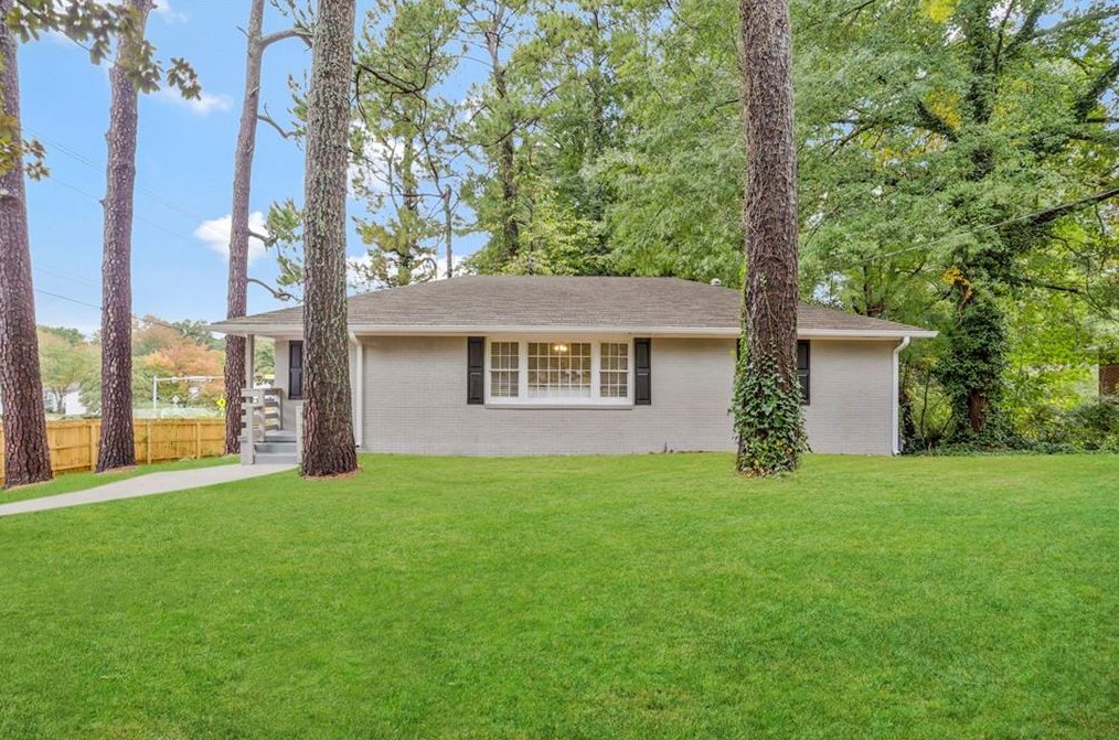 705 Pinehill Dr, Smyrna GA  30080-3335 exterior