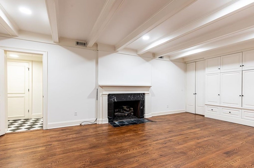 160 Peachtree Way, Atlanta GA 30338-3109 exterior