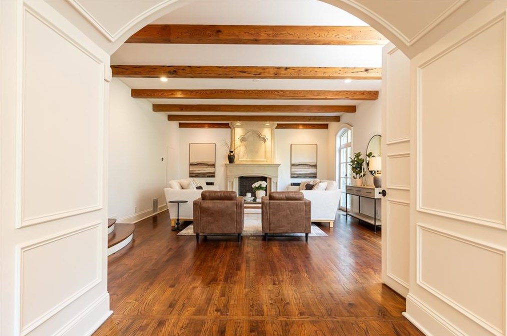 160 Peachtree Way, Atlanta GA 30338-3109 exterior