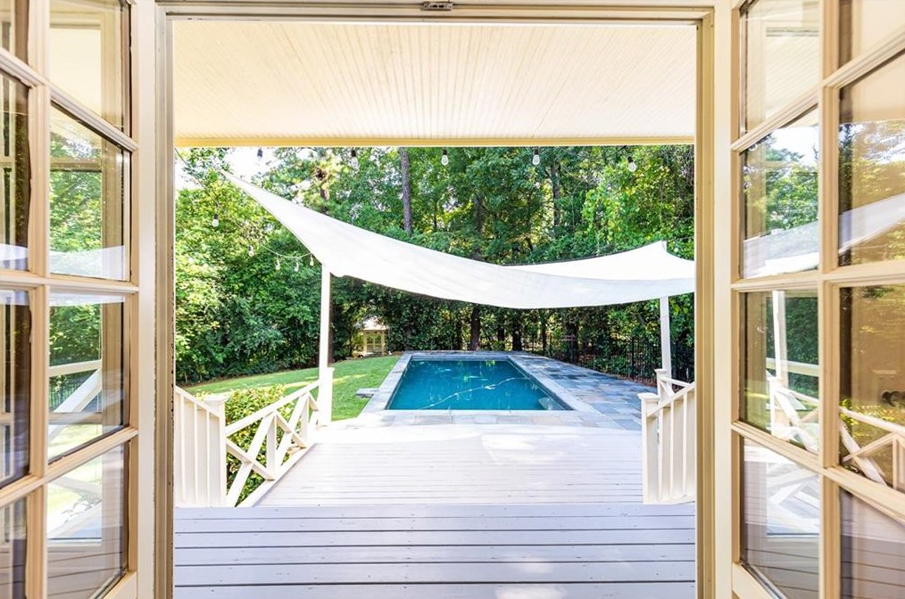 160 Peachtree Way, Atlanta GA 30338-3109 exterior