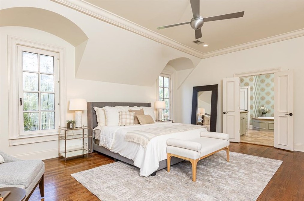 160 Peachtree Way, Atlanta GA 30338-3109 exterior