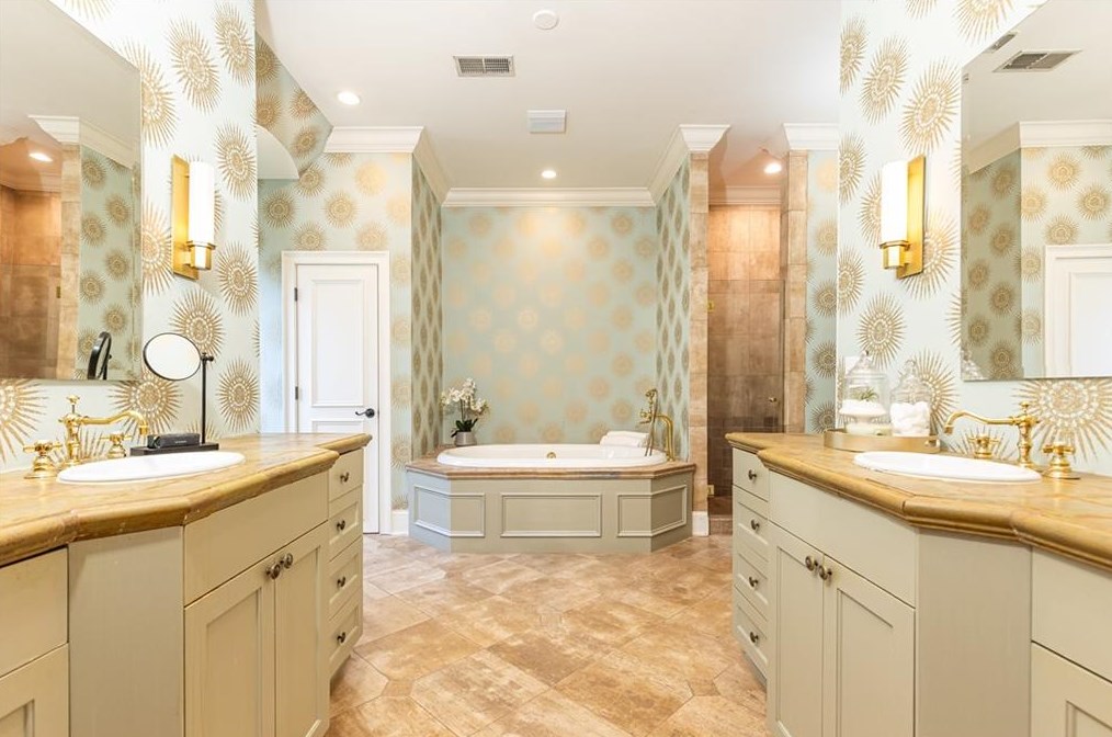 160 Peachtree Way, Atlanta GA 30338-3109 exterior