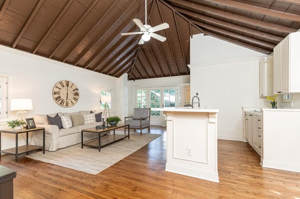 160 Peachtree Way, Atlanta GA 30338-3109 exterior