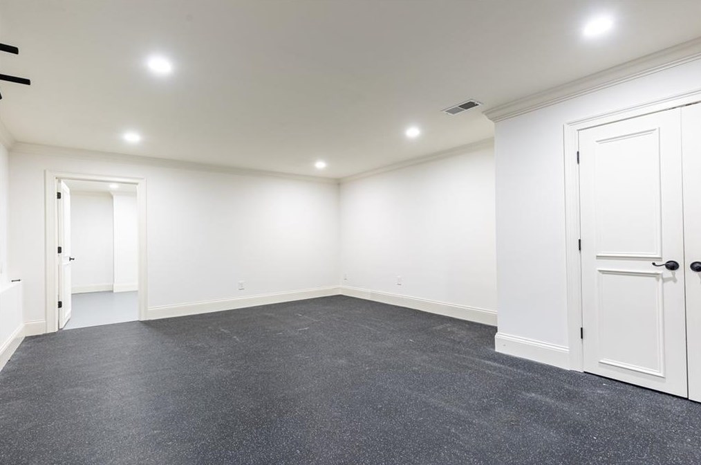 160 Peachtree Way, Atlanta GA 30338-3109 exterior