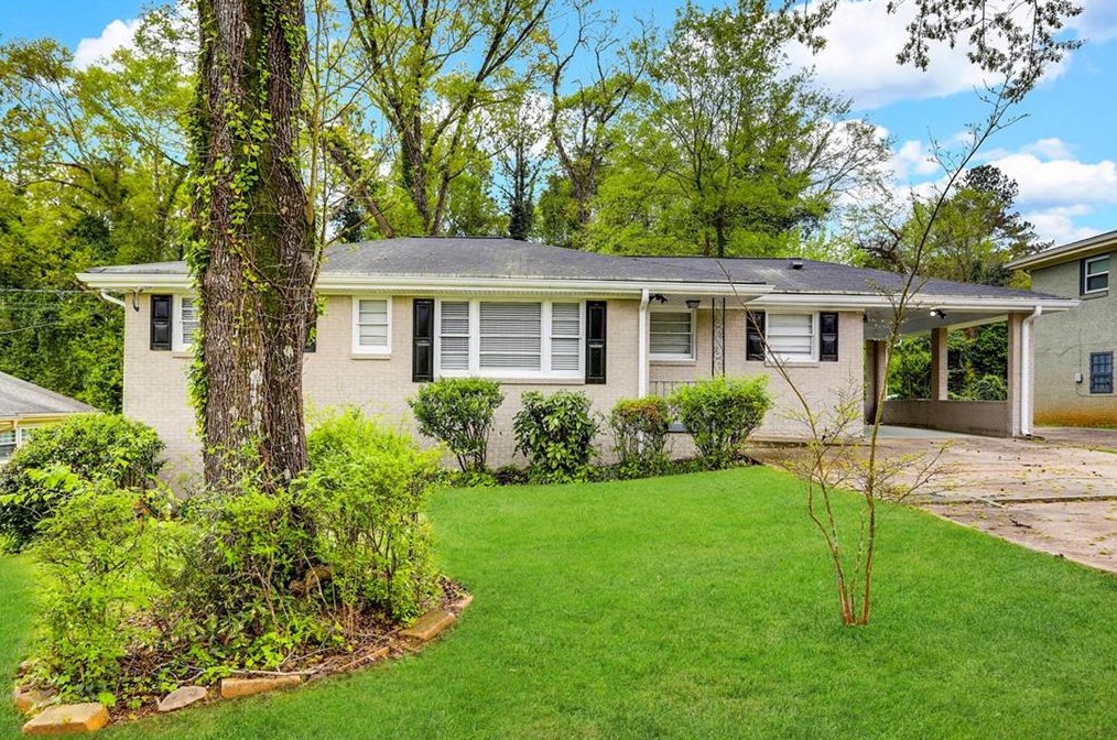 2592 Miriam Ln, Decatur GA  30032-5729 exterior