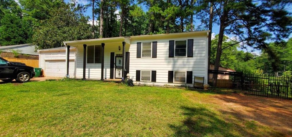 3845 Water Oak Way, Atlanta GA  30340-2535 exterior